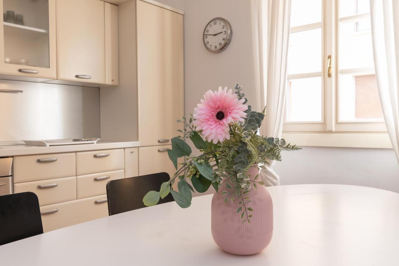 Appartamento Piazza Duomo - F&L Apartment Brescia Exterior photo
