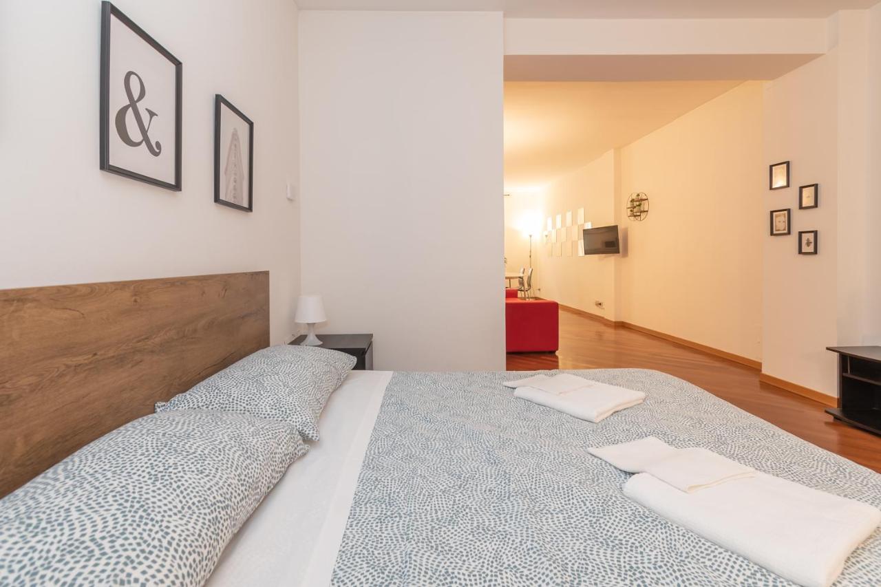 Appartamento Piazza Duomo - F&L Apartment Brescia Exterior photo