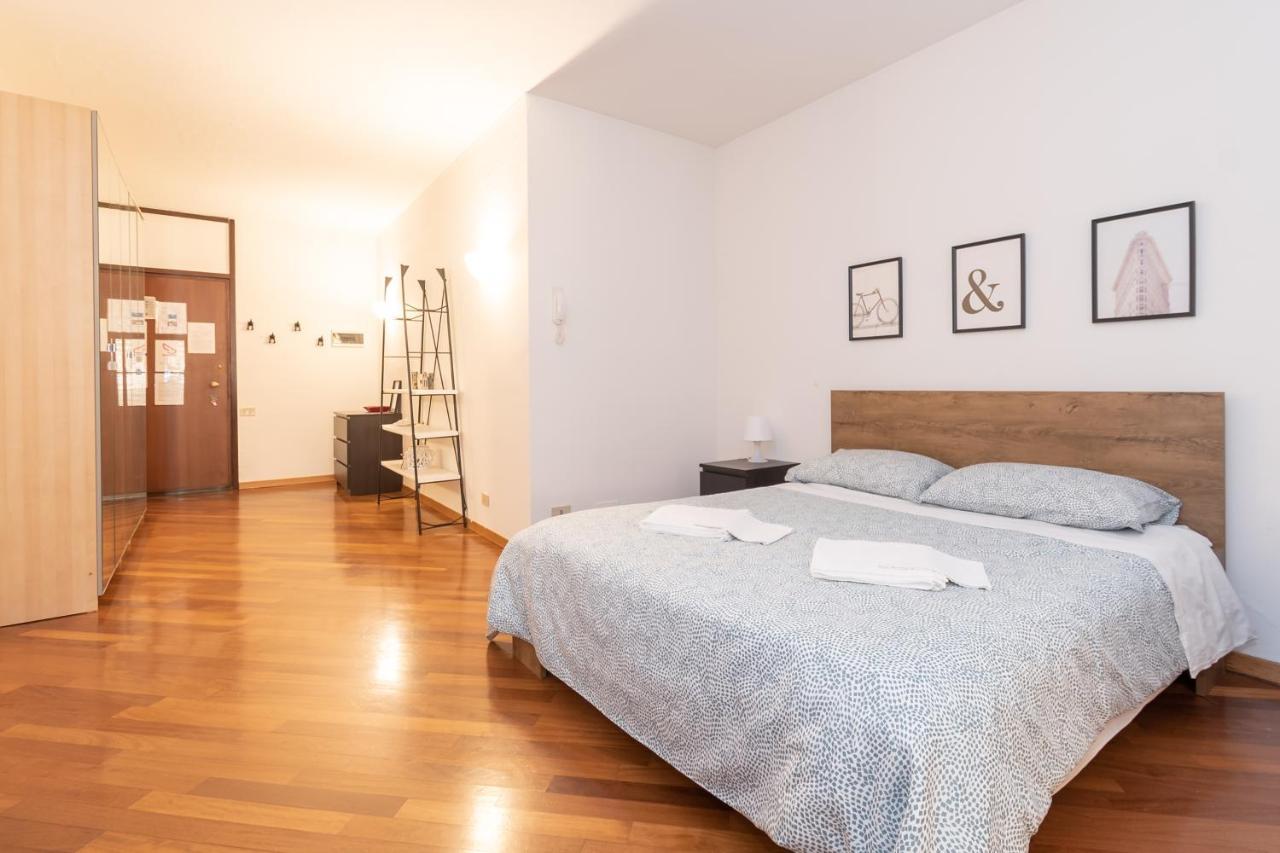 Appartamento Piazza Duomo - F&L Apartment Brescia Exterior photo